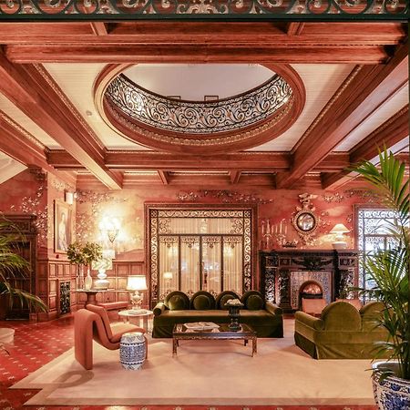Hospes Infante Sagres Porto - Small Luxury Hotels Of The World Zewnętrze zdjęcie The lobby of the hotel