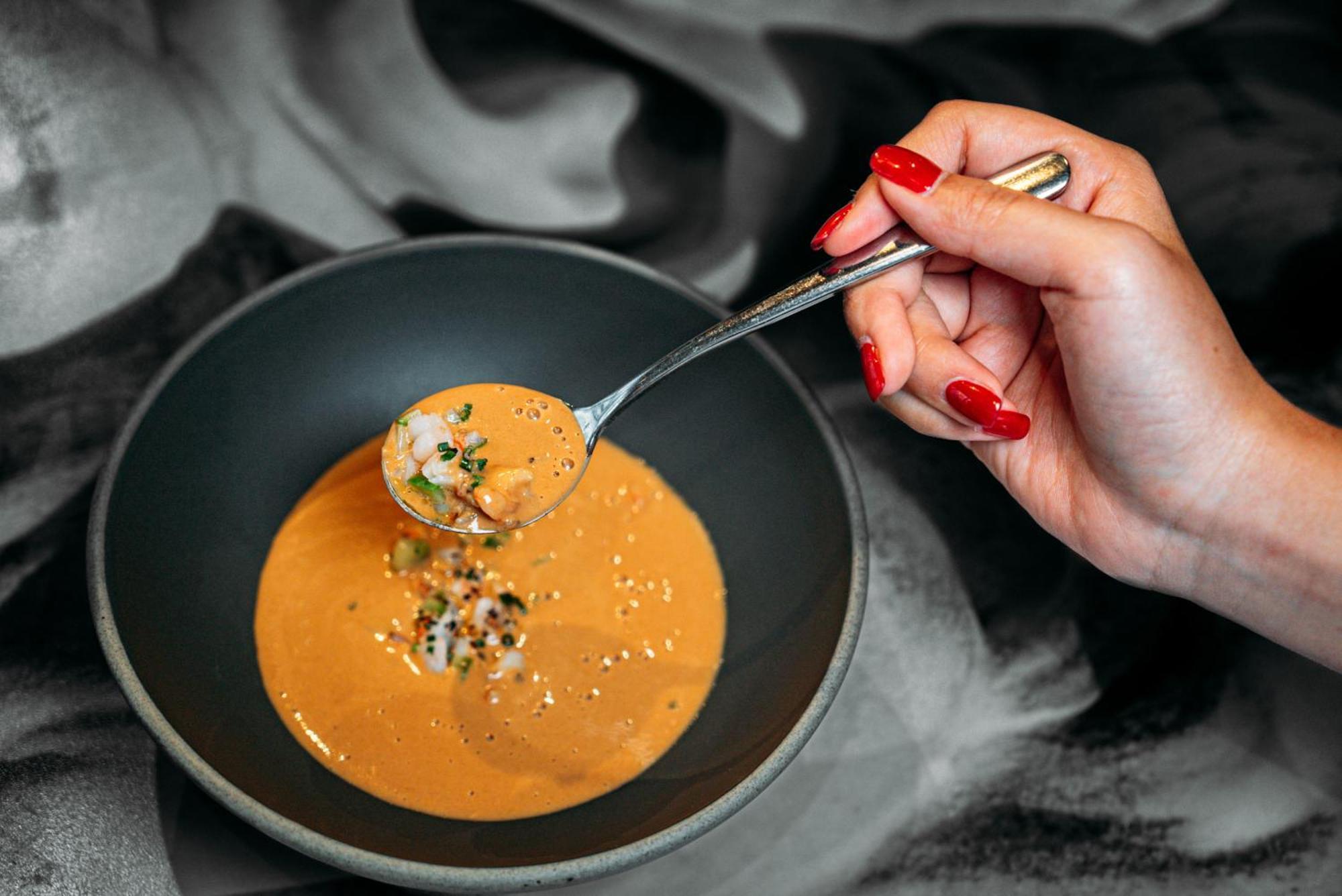 Hospes Infante Sagres Porto - Small Luxury Hotels Of The World Zewnętrze zdjęcie A bowl of gazpacho